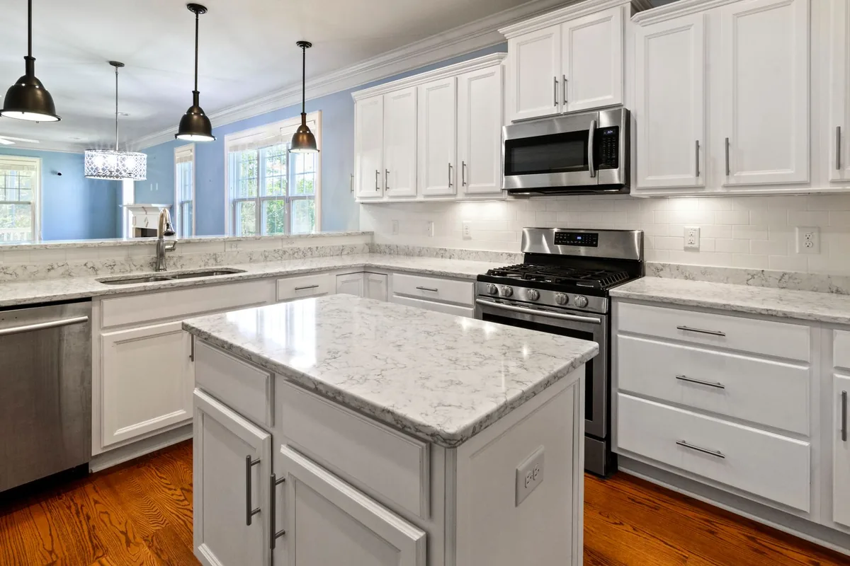 Filth & Squalor Cleanup in Leawood, KS